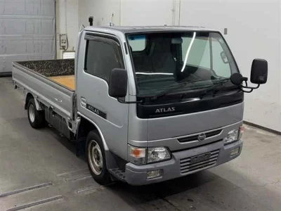 Nissan ATLAS