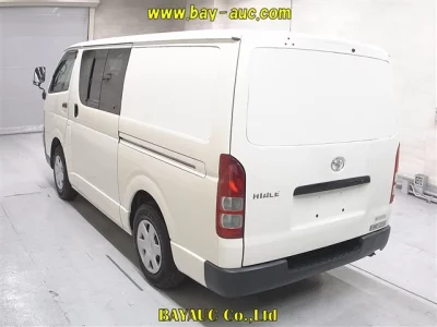 Toyota HIACE VAN  с аукциона в Японии