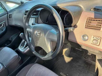 Toyota MARK X ZIO