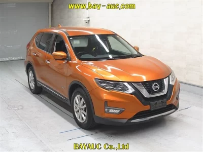Nissan X-TRAIL
