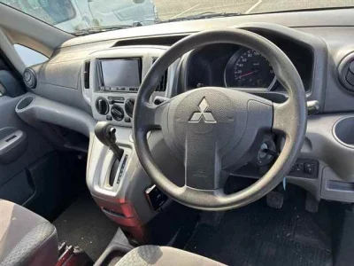 Mitsubishi Delica D:3