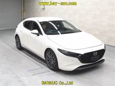 Mazda MAZDA3  с аукциона в Японии
