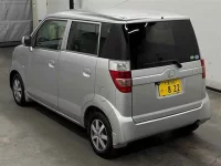 Honda ZEST лот № 90322 оценка 3  с аукциона в Японии 1