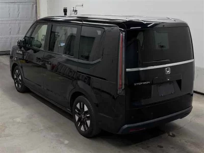 Honda STEP WAGON  с аукциона в Японии