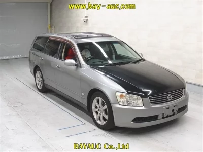Nissan STAGEA