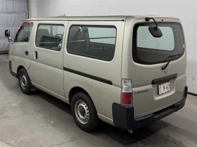 Nissan CARAVAN VAN  с аукциона в Японии