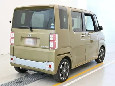 Daihatsu WAKE