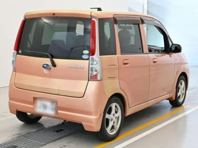 Subaru STELLA
