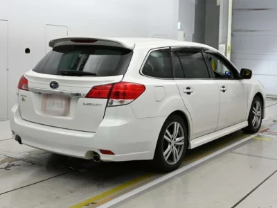Subaru LEGACY  с аукциона в Японии