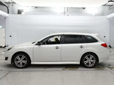Subaru LEGACY  с аукциона в Японии