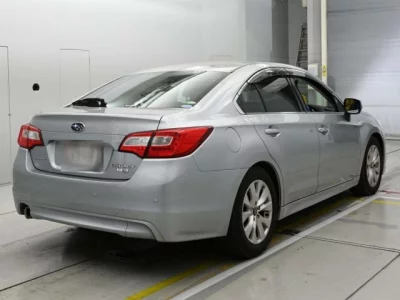 Subaru LEGACY B4