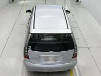 Mitsubishi GRANDIS лот № 90215 оценка 3.5  с аукциона в Японии 7