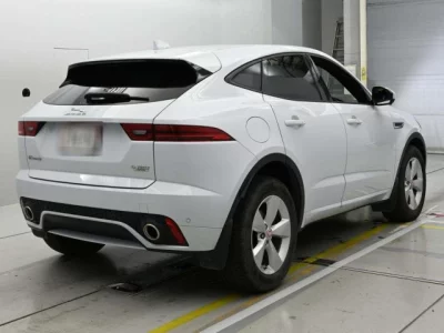 Jaguar E-PACE  с аукциона в Японии