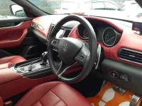 Maserati LEVANTE лот № 38034 оценка 4.5  с аукциона в Японии 8