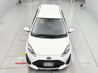 Toyota AQUA лот № 30058 оценка R  с аукциона в Японии 6