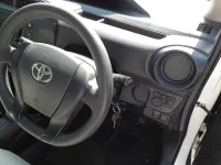 Toyota AQUA лот № 30058 оценка R  с аукциона в Японии 8