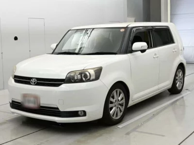 Toyota COROLLA RUMION  с аукциона в Японии