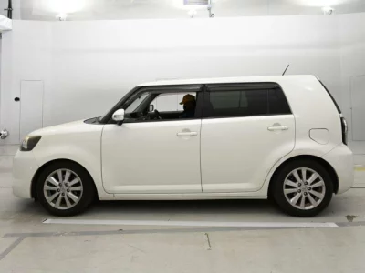 Toyota COROLLA RUMION  с аукциона в Японии