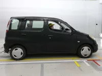 Toyota FUNCARGO лот № 30092 оценка 3.5  с аукциона в Японии 2