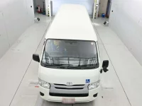 Toyota HIACE VAN лот № 30015 оценка 3.5  с аукциона в Японии 6