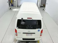 Toyota HIACE VAN лот № 30015 оценка 3.5  с аукциона в Японии 7