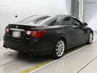 Toyota MARK X  с аукциона в Японии
