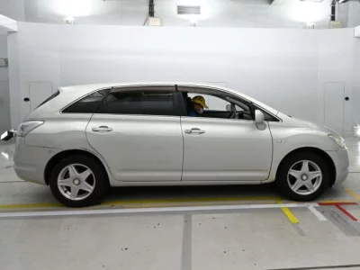 Toyota MARK X ZIO  с аукциона в Японии