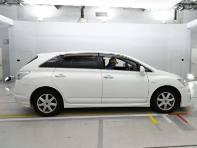 Toyota MARK X ZIO