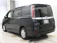 Toyota NOAH лот № 30012 оценка 3.5  с аукциона в Японии 5