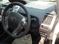Toyota PRIUS ALPHA лот № 30067 оценка RA  с аукциона в Японии 8