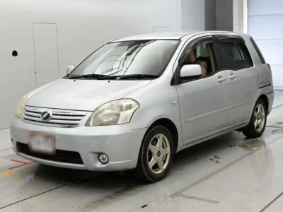 Toyota RAUM