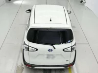 Toyota SIENTA лот № 30035 оценка 4  с аукциона в Японии 7