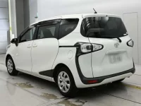 Toyota SIENTA лот № 30047 оценка 4.5  с аукциона в Японии 5