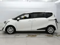 Toyota SIENTA лот № 30047 оценка 4.5  с аукциона в Японии 3