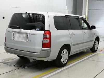 Toyota SUCCEED