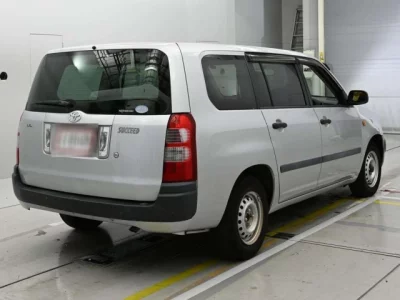Toyota SUCCEED