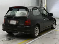 Toyota STARLET лот № 30063 оценка 3  с аукциона в Японии 1