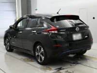 Nissan LEAF лот № 36047 оценка 4.5  с аукциона в Японии 4