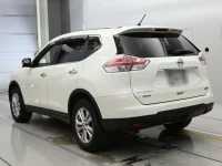 Nissan X-TRAIL лот № 30075 оценка 3.5  с аукциона в Японии 5
