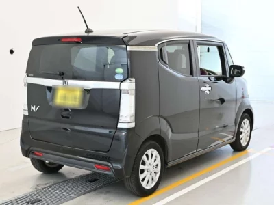 Honda N-Box Slash