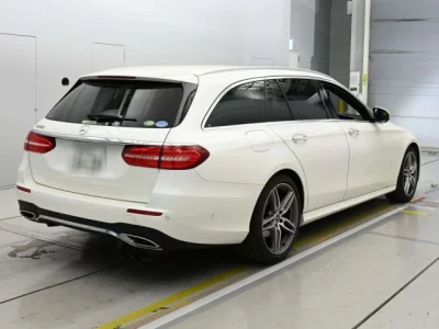 Mercedes-Benz E CLASS WAGON