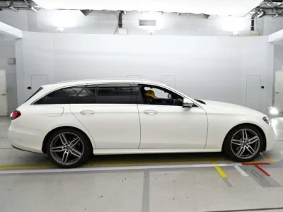 Mercedes-Benz E CLASS WAGON