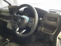 Honda STEP WAGON лот № 33120 оценка 5  с аукциона в Японии 8