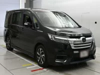 Honda STEP WAGON лот № 30028 оценка 4.5  с аукциона в Японии 4