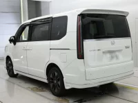 Honda STEP WAGON лот № 20145 оценка 5  с аукциона в Японии 5