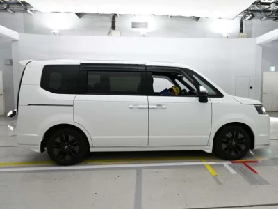 Honda STEP WAGON  с аукциона в Японии