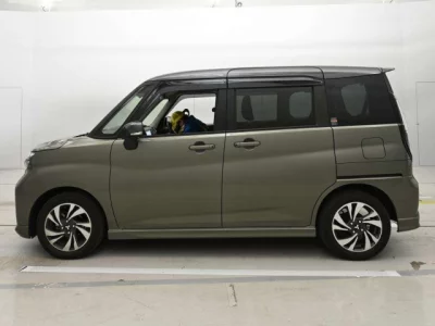 Mitsubishi DELICA D2