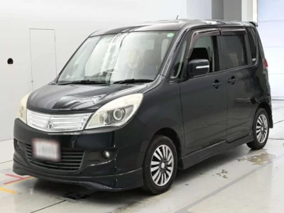 Mitsubishi DELICA D2