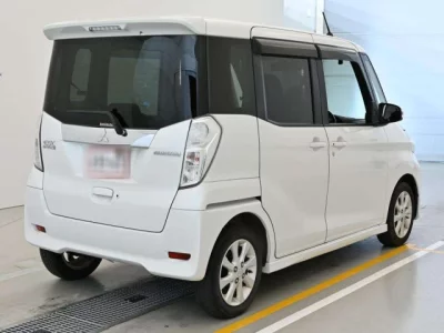 Mitsubishi EK SPACE