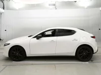 Mazda MAZDA3 лот № 36060 оценка 5  с аукциона в Японии 3